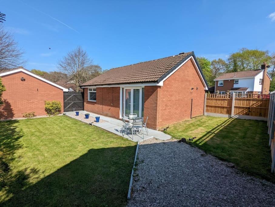 The Kilsyth,Detached Bungalow 워링턴 외부 사진