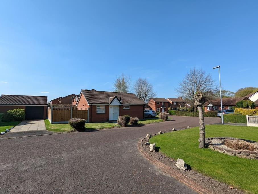 The Kilsyth,Detached Bungalow 워링턴 외부 사진